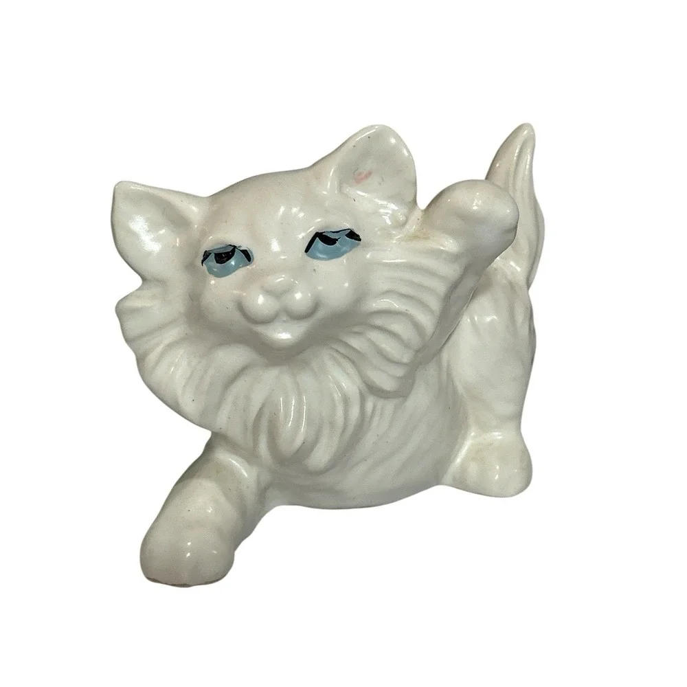 Playful White Blue Eyed Persian Kitten/Cat Porcelain Figurines 5
